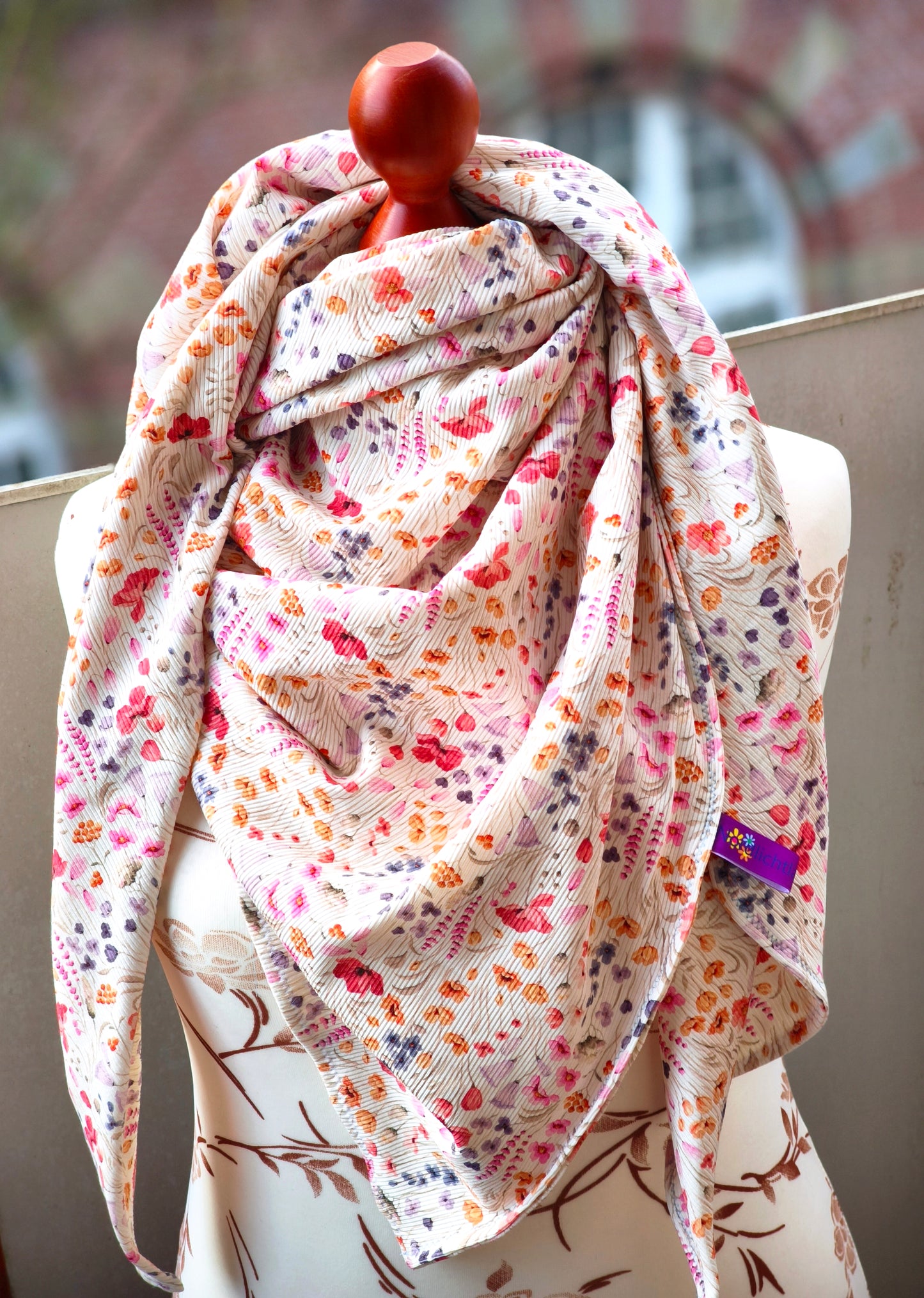 Blumen Dreieckstuch aus hochwertigen RippJersey