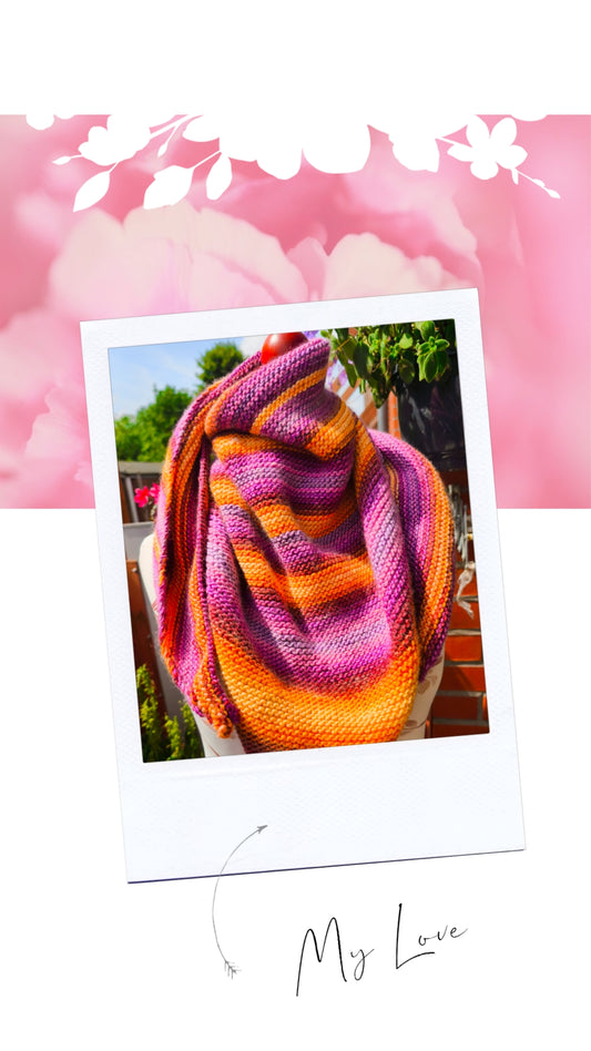 Gestricktes Dreieckstuch aus Baumwolle.                     Handmade mit ❤️